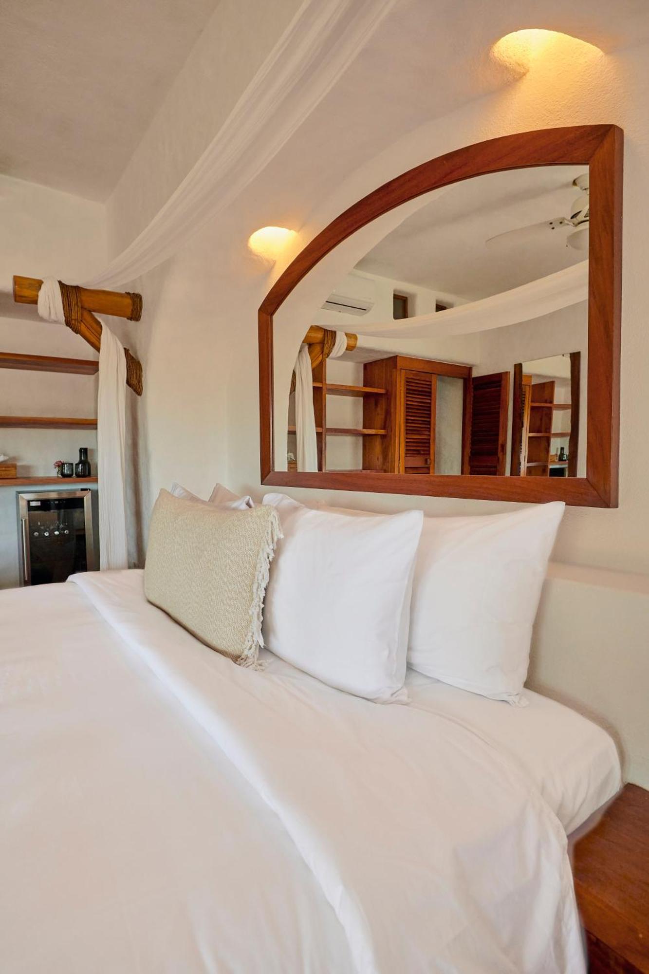 La Villa Luz (Adults Only) Сиуатанехо Экстерьер фото